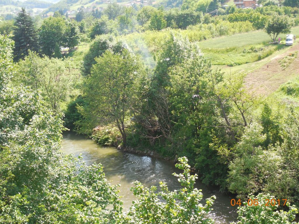 Holiday Home Zbilje Вісоко Екстер'єр фото